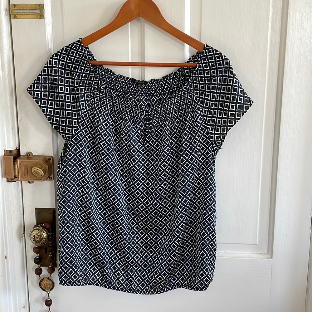 Cute top